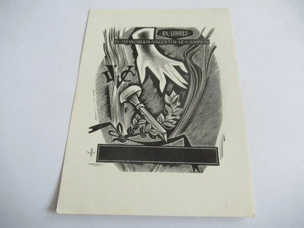 Profesionální originální Exlibris (Dřevoryt X2) In memoriam Valentin le Campion – Čistá verze (bez dedikace) – Wojciech Barylski (14x10,5 cm)