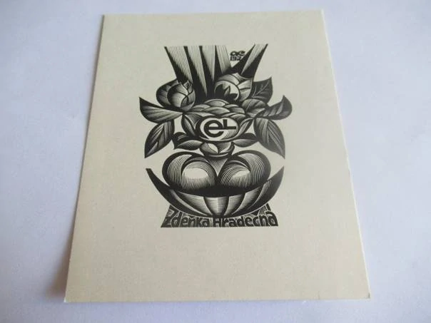 Exlibris – Zdenka Hradečná – Anatolij Ivanovič Kalašnikov (1971) – Motiv: Květinové zátiší v misce, originální dřevoryt (11,5 x 9,5 cm)