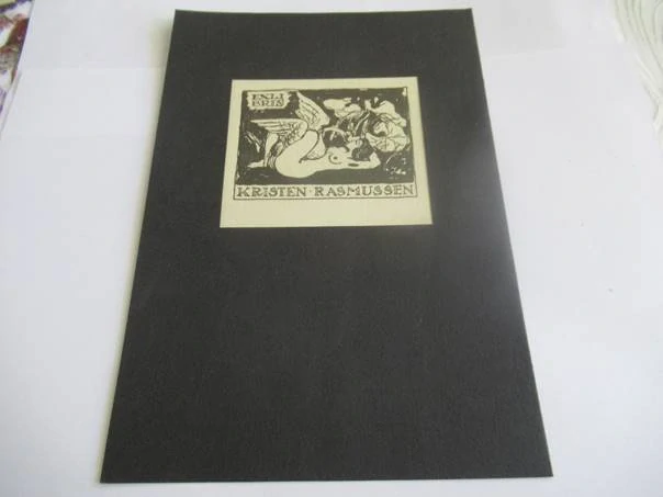 Exlibris – Kristen Rasmussen – H. C. Bärenholdt – Erotický motiv s ležící ženou – dřevoryt (X2) v paspartě, pasparta 22×15 cm