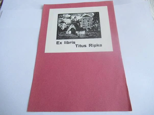 Exlibris – Titus Ripka – Peimon (otec) – Historická městská architektura s branou – dřevoryt (X2), podkladový papír 20,5×14,5 cm