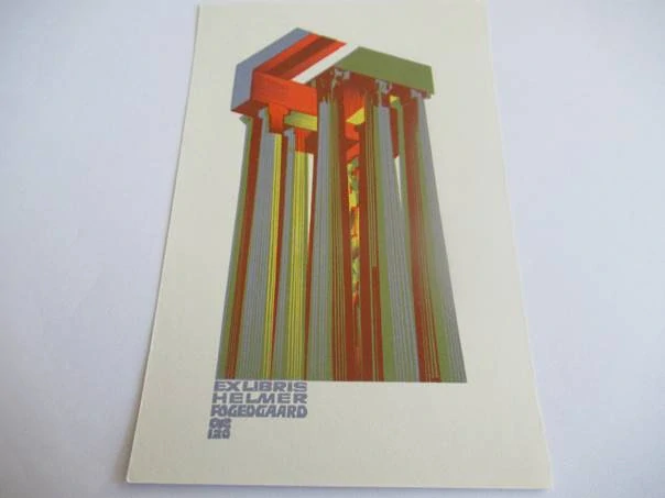 Exlibris – Helmer Fogedgaard – Anatolij Kalašnikov – Konstruktivistický antický portál chrámu s barevným soutiskem – vícebarevný dřevoryt (X2), 13×8,5 cm