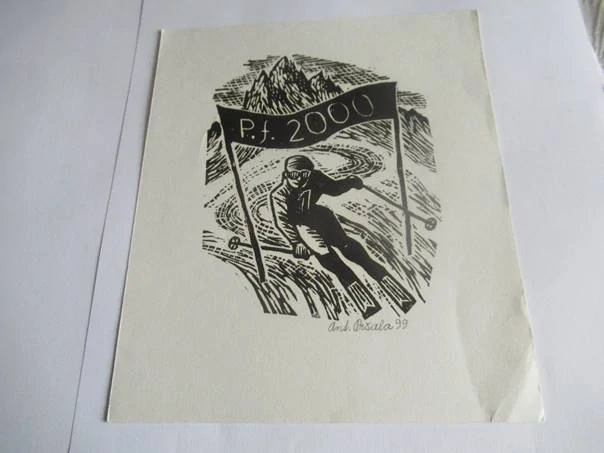 Původní sběratelská novoročenka P.f. 2000 – autor Antonín Pršala, motiv sjezdaře na lyžích, linoryt X3 (17,5 × 15 cm)