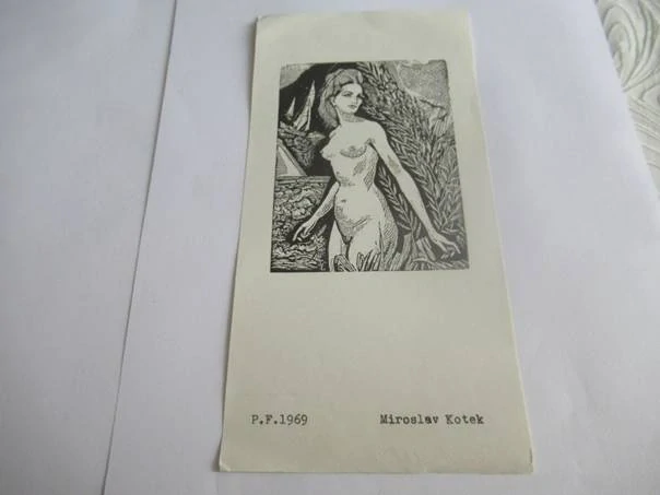 Sběratelská PF 1969 – autor: Ladislav Vlodek – motiv akt ženy v krajině, dřevoryt X2 (21 × 10 cm)