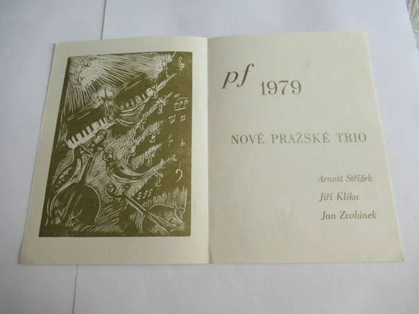 Sběratelská PF 1979 – motiv hudební nástroje a ptáčci, linoryt X3 (14,5 × 10,5 cm)