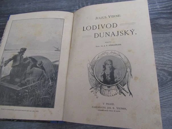 Kniha Lodivod dunajský – dobrodružný román, vhodné pro sběratele verneovek a retro literatury, autor Jules Verne, původní pevná vazba (Vilímkovo vydání), rozměr 22 × 15 cm.