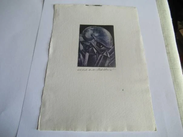 Volná grafika se surrealistickým motivem ulity ammonita a krystalů křemene, autor Marie Michaela Šechtlová, originální autorský tisk, rozměr 21 × 14,5 cm