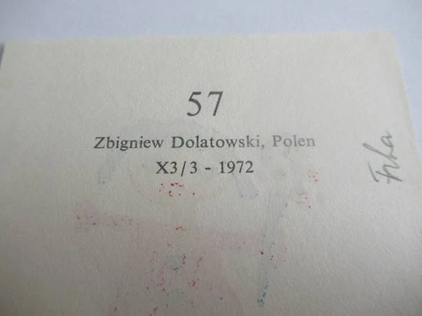 Profesionální originální Exlibris (Barevný linoryt X3/3) Min bog - Lise – Motiv Stylizovaná holčička s kyticí – Zbigniew Dolatowski (8x7 cm)