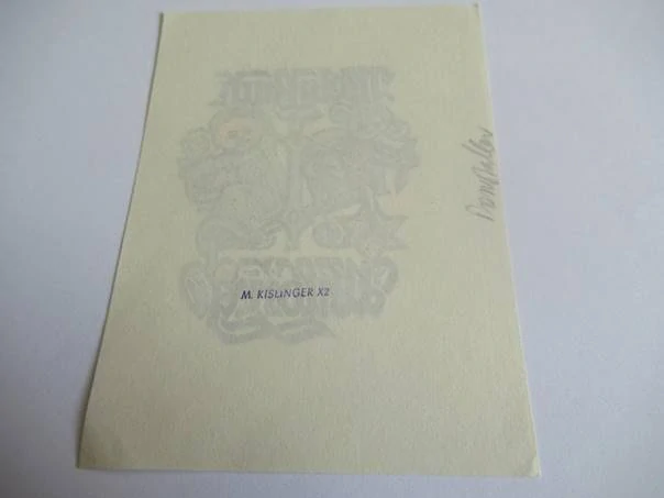 Exlibris – Mein Buch – Wilburg – Max Kislinger – motiv: Hračky na váze (medvídek a panenka) – 11,5×8,5 cm – barevný dřevoryt (X2)