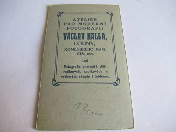 Louny - Foto Václav Halla - Dívka - cca 10,5 x 6,5 cm