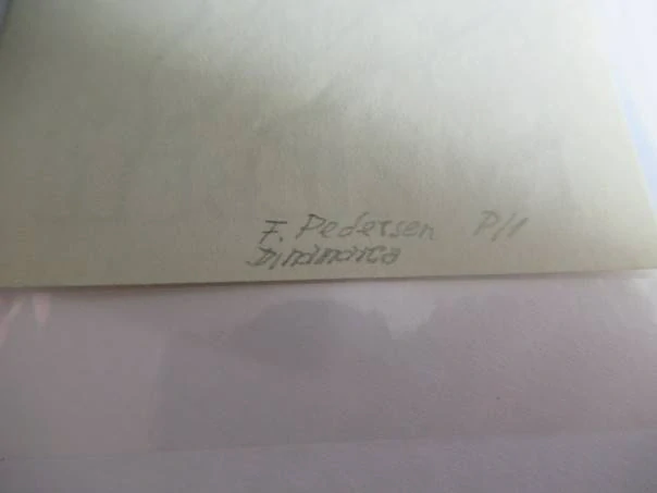 Exlibris – K. V. Ziebell – Flemming Pedersen – Objímající se milenci (Erotický motiv) – 11,5×7 cm – litoofset / zinkografie (P/I)