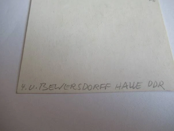 Exlibris – Helmut Rennert – Uve Bewersdorff – motiv: Expresivní ženský akt na barové stoličce – rozměry 11×7 cm – dřevoryt (X2) – období NDR (DDR)