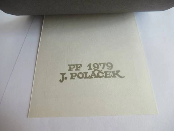 Sběratelská PF 1979 – autor: Jiří Poláček – motiv zátiší se slunečnicemi a džbánem, linoryt X3 (21 × 14 cm)