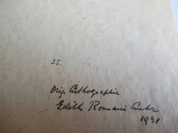 Volná grafika s motivem kosmické přitažlivosti dvou vesmírných těles, exlibris Ir. E. L. C. M. Eugène Strens, autorka Edith Lutz-Romani, originální tisk z roku 1931, vlastnoruční autorská signatura, rozměr 14,5 × 10,5 cm