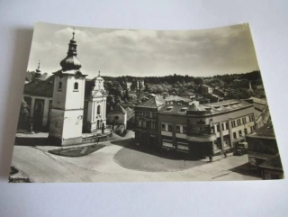 Červený Kostelec - náměstí