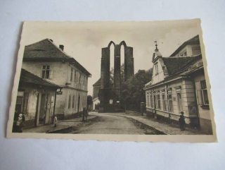 Benešov - Zřícenina Minorit. kláštera
