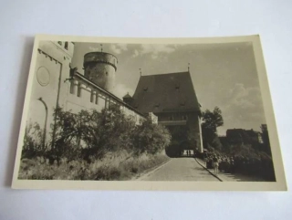 Tábor - Bechyňská brána s hradní věží Kotnovem