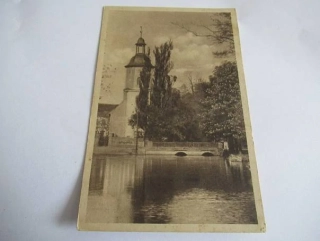 Zangenberg, Kirche mit Teich - Německo