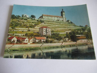 Mělník - pohled na zámek s vinicemi