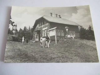 Radhošťské Beskydy - turistická chata na Velkém Javorníku
