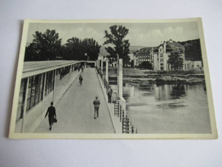Piešťany - nový most a Palace hotel ,,Thermia" Slovensko