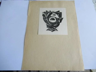 Exlibris MUDr. J. Slavíková – Chata a sova | M. Fils (O. Mařík), signovaný dřevoryt, list 21x14,5 cm