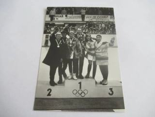 ZOH Innsbruck 1964 - Vítězové v krasobruslení sportovních dvojic - Zlatá medaile: L. Bělousovová a O. Protopopov ( SSSR), Stříbrná: M. Kiliusová a H. J. Bäumler (Německo), Bronzová: D. Wilkesová a G. Revell (Kanada)