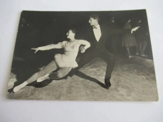 Milada Kubíková a Jaroslav Votruba, mistři ČSSR ve sportovní jízdě dvojic pro rok 1962