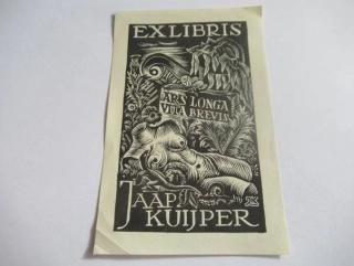 Exlibris Jaap Kuijper, ženský akt a latinský citát – původní dřevoryt, 9,5x6 cm