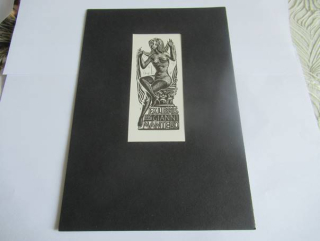 Exlibris – Ing. Gianni Mantero – Gian Luigi Uboldi – Ženský akt u okna – 13×7 cm – dřevoryt