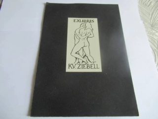 Exlibris – K. V. Ziebell – Flemming Pedersen – Objímající se milenci (Erotický motiv) – 11,5×7 cm – litoofset / zinkografie (P/I)