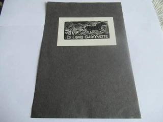 Exlibris – Gály Yvette – Harmos Károly – Cválající kůň ve větru – 6×10 cm – dřevoryt (X2)