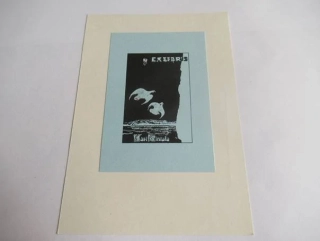 Exlibris – Kari Rinrala – Arvo Pitkänen – motiv: Krajina s letícími ptáky, Laponsko – 10×6,5 cm – dřevoryt (podkladový list 15×10,5 cm)