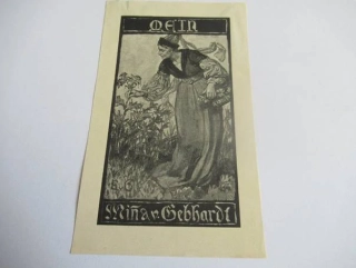 Exlibris – Mina v. Gebhardt – Prof. Eduard von Gebhardt – motiv: Žena v historickém oděvu trhající květiny – 13×7,5 cm – zinkografie (klišé)
