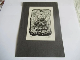 Exlibris – Dr. L. Lamač – Jana Krejčová – motiv: Expresivní kosmická kompozice s lidskou postavou – exlibris 13,5×9 cm (podkladový papír 21×14 cm) – linoryt (X3) – 1975