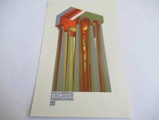 Exlibris – Helmer Fogedgaard – Anatolij Kalašnikov – Konstruktivistický antický portál chrámu s barevným soutiskem – vícebarevný dřevoryt (X2), 13×8,5 cm