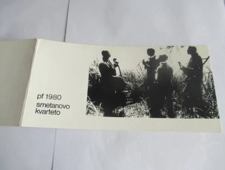 Sběratelská PF 1980 Smetanovo kvarteto – motiv hudebníci v přírodě (21 × 10 cm)