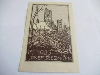 Původní sběratelská novoročenka PF 1933 Josef Řezníček – motiv hradní zříceniny, původní dvoubarevný linoryt (17,5 × 12 cm)