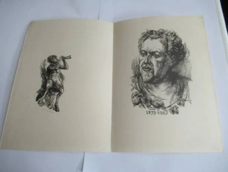 Volná grafika s portrétem Maxe Švabinského k jubileu 1873–1953 a motivem hrajícího fauna, vhodné pro sběratele české moderní grafiky a portrétů, originální podepsaný tisk (linoryt), rozměr složeného listu 20,5 × 14,5 cm