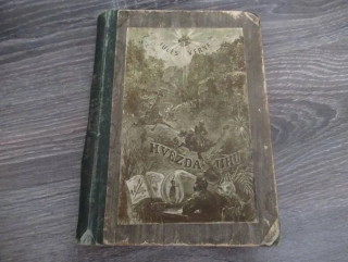 Kniha Hvězda jihu (V zemi diamantů) – dobrodružný román, vhodné pro sběratele verneovek a retro literatury, autor Jules Verne, II. vydání (1913), původní pevná celoplátěná vazba (Vilímkovo levné illustrované vydání), rozměr 20 × 14 cm.