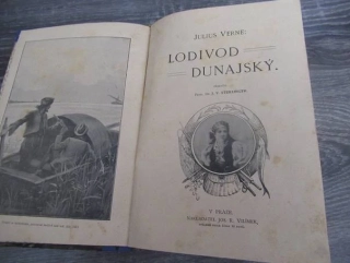 Kniha Lodivod dunajský – dobrodružný román, vhodné pro sběratele verneovek a retro literatury, autor Jules Verne, původní pevná vazba (Vilímkovo vydání), rozměr 22 × 15 cm.