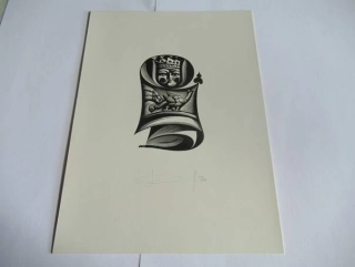 Volná grafika s motivem heraldické karty s královnou a ptákem, autor Kalašnikov, originální tisk z roku 1970, vlastnoruční autorská signatura a datace, rozměr 22 × 16 cm