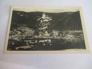 Budňany a hrad Karlštejn