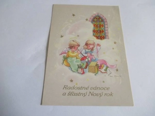 Andílci s hračkami