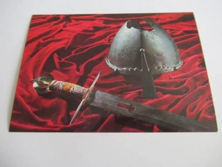 Klenotnice Chrámu Sv. Víta v Praze - přilba a meč