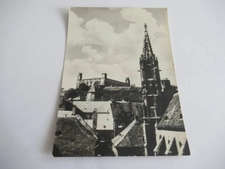 Bratislava - Klariský kostol s hradom