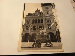 NÁCHOD - MOTOCYKLY V ROCE 1954 - 18 x 12 cm