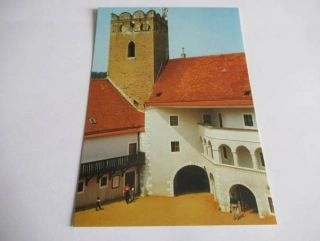 Vranov nad Dyjí - první, renesanční nádvoří