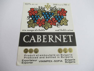 Cabernet - Etiketa na víno