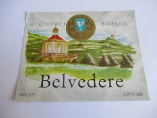 Belvedere - Etiketa na víno