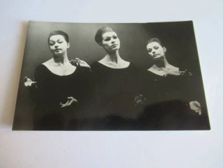 Zdena Kratochvílová, Ludmila Kovářová a Božena Věchetová - cca 10,5 x 7 cm